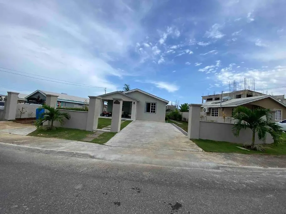 Marla Home At Montego West Village Montego Bay 0*,  Jamaica